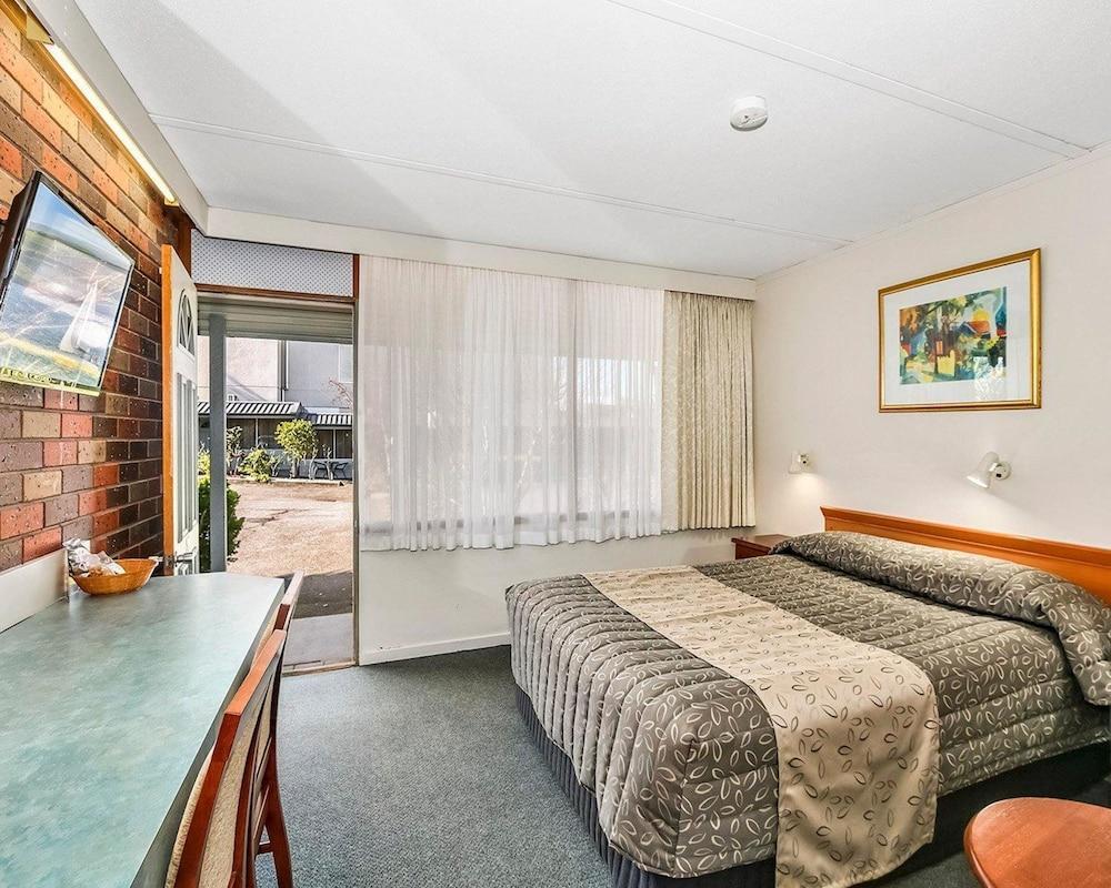 Cedar Lodge Motel Morwell Eksteriør bilde