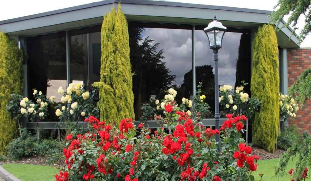 Cedar Lodge Motel Morwell Eksteriør bilde